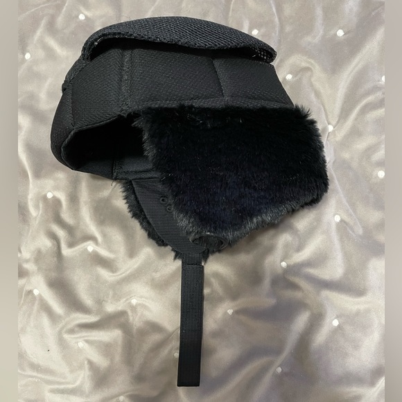 Samshield Winter Helmet Liner - Picture 6 of 7